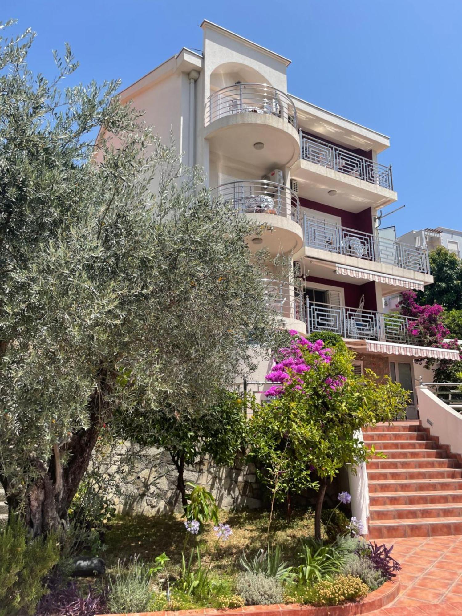 Apartmani Iva Becici Bečići Exterior foto
